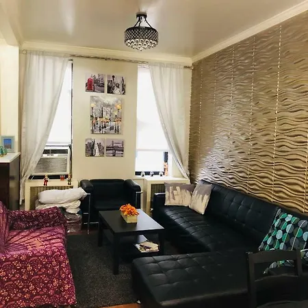 Modern 2 Bedroom Apartment Nyc